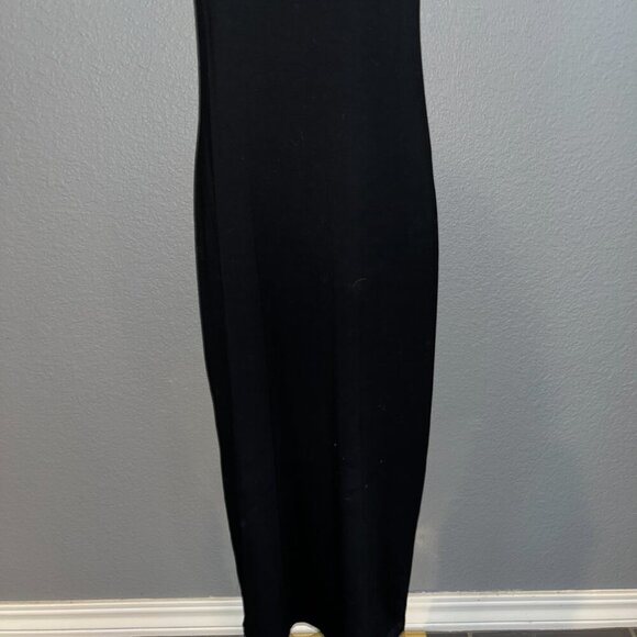 RUTI LBD LITTLE BLACK DRESS SLEEVELESS SCOOP NECK BODY CON MIDI TANK DRESS - 0 - Picture 3 of 9